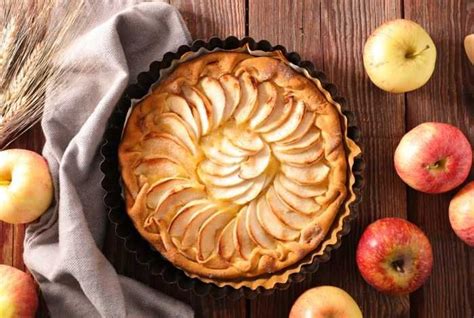 Cyril Lignac partage sa recette de tarte fine aux pommes un délicieux