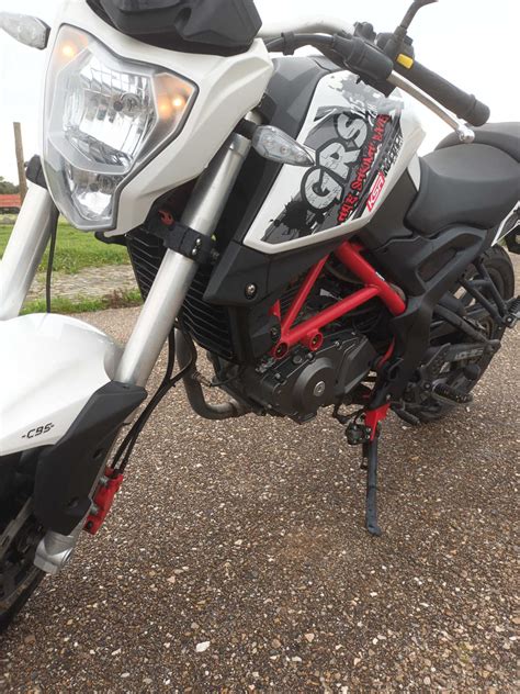 Mota Ksr Grs 125cc Golegã • Olx Portugal