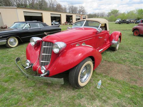 Lot 51R 1936 AUBURN BOATTAIL SPEEDSTER REPLICA KIT CAR VanderBrink