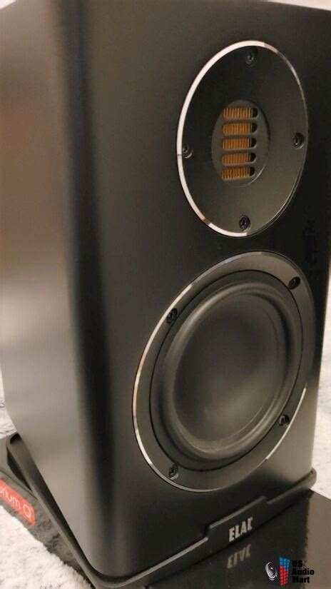 Elac Carina Bs Model Bookshelf Speaker Designed By Andrew Jones