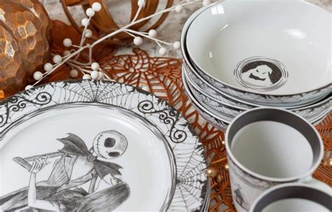 The Nightmare Before Christmas Kitchenware arrives at Toynk - That ...