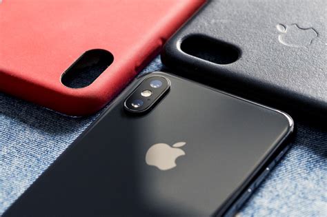 Почему оригинальный чехол для iPhone лучше всех