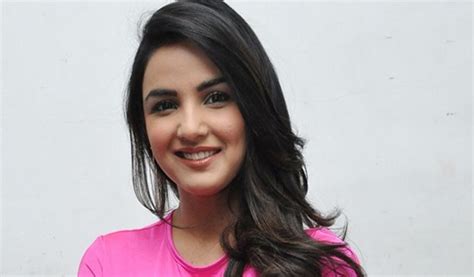 I Am Not Comfortable Wearing A Bikini On Screen Jasmin Bhasin The Indian Television Academy