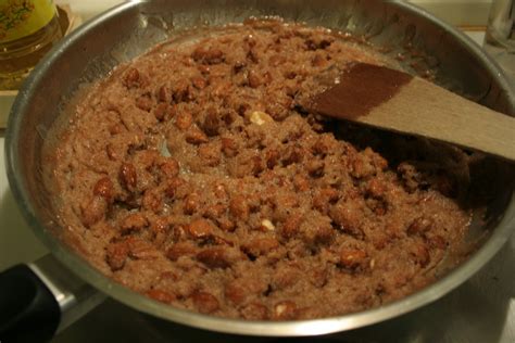 De volta à nave mãe Receita de Natal Amêndoas carameladas têm o sabor