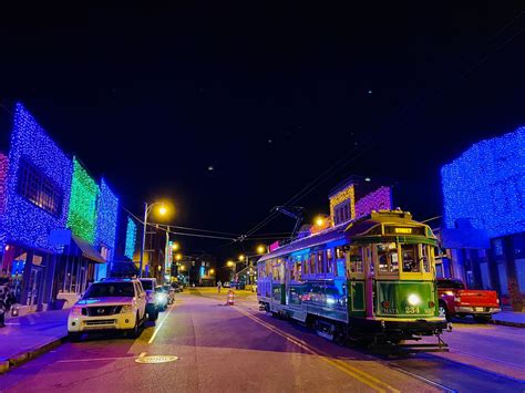 Where to Find the Best Holiday Lights In Memphis - Choose901