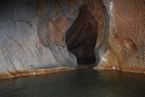 La Cueva del Guácharo fascinante e invaluable monumento natural