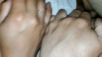 Mi vecina le gusta la verga y termino dándole hasta venirme dentro de ella XVIDEOS