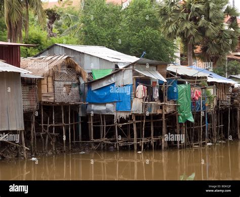 Slums. Siem Reap. Cambodia Stock Photo - Alamy