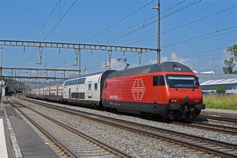 Re Durchf Hrt Den Bahnhof Rupperswil Bahnbilder De