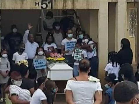 Con Alabanzas Y Globos Blancos Despiden A La Ni A De A Os Asesinada