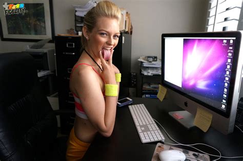 Alli Rae Athletics A Porn Pic