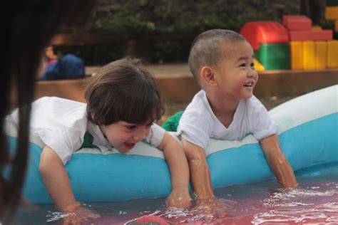 waterplay - Kinderland Preschool Jakarta