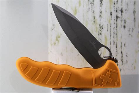 Best New Hunting Knives & Tools for 2015 - Petersen's Huntin