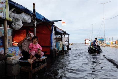 Chuvas Torrenciais Provocam Cheias Em Jacarta Na Indon Sia