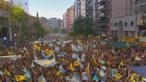 Milei Cerr Su Campa A Ante Una Multitud En C Rdoba Con Bullrich En El