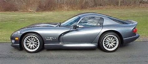 The Best Snake: 2nd-Gen Dodge Viper GTS – Spannerhead