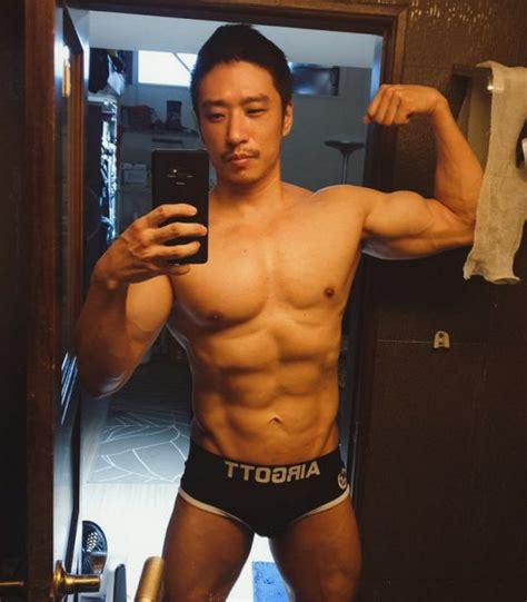 Hunky Asian Gay Porn Star Duncan Ku Gunryu Makes His Peter Fever