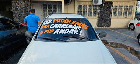 Frases Engra Adas Loja Aposta No Bom Humor Para Vender Carros