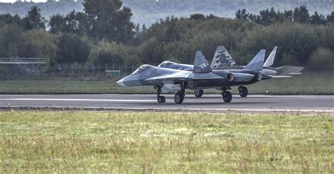 Un caza ruso intercepta a un avión polaco cerca del espacio aéreo de