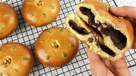 How To Make Sweet Red Bean Bread Korean Bakery Recipe Youtube