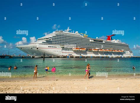 Cruise ship at Grand Turk Cruise Port, Grand Turk Island, Turks and ...