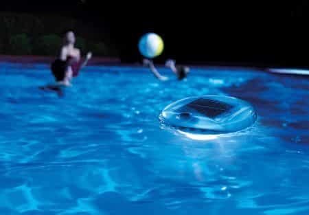 7 Best Floating Pool Lights