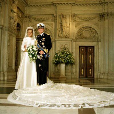 Daily Fashion 4 Us: Royal Wedding Dresses