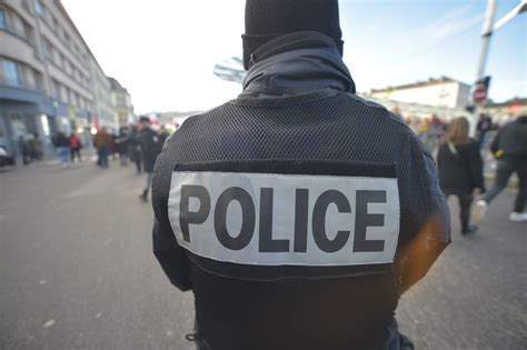 Pas De Calais Meurtre De Son Père Violent Le Jeune Homme Mis En