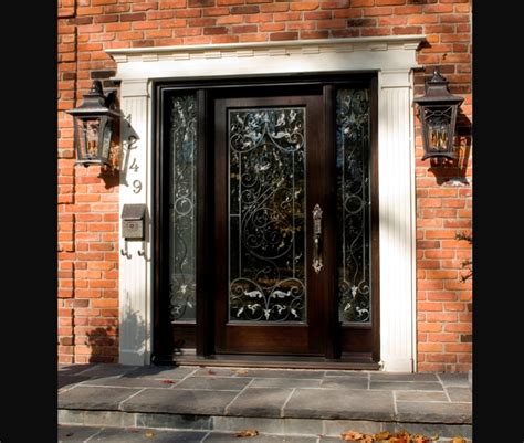 The beauty of real wood exterior doors - Amberwood Doors Inc.