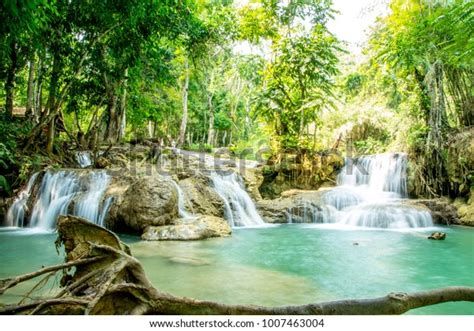 Kuang Si Falls Stock Photo 1007463004 | Shutterstock