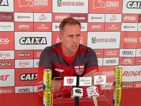 Goleiro do CRB João Carlos crava na coletiva A gente não cai crb ge