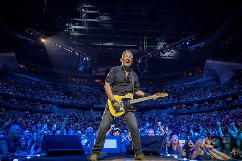 MARCH 22, 2024 - LAS VEGAS, NV @ T-MOBILE ARENA - BRUCE SPRINGSTEEN ...