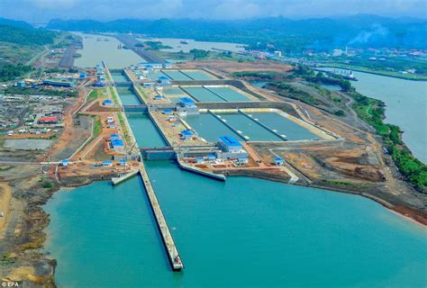 Incredible Pictures Show How The Panama Canal Was Transformed In 5 5bn