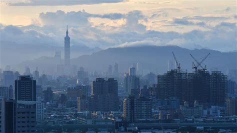 房貸利率衝7年新高 央行示警：1月還會繼續漲｜東森財經新聞