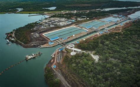 Panama Canal Operations Continue Amid Wall Collapse