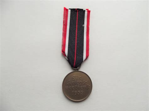 WW2 GERMAN WAR MERIT MEDAL & RIBBON - DBG Militaria