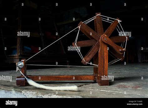 09-12-2010- Mahatma Gandhi charkha spinning wheel Ahmedabad gujarat INDIA Stock Photo - Alamy