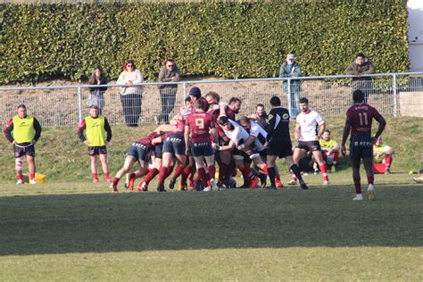 Rugby Rester Invaincus La Maison Lors Du Match De Dimanche Er