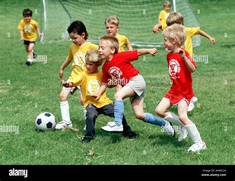 Soccer player of the year hi-res stock photography and images - Alamy