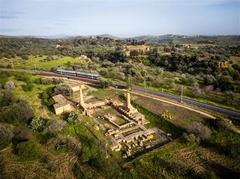 Fondazione Fs Sagra Del Mandorlo In Fiore Tornano I Treni Storici