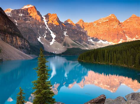 Beautiful Moraine Lake Sunrise Wallpapers - Wallpaper Cave