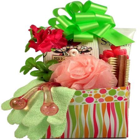 Great Expectations, Gift Basket For Mom-To-Be