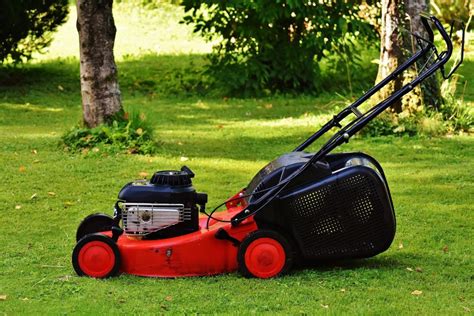 Best Mulching Lawn Mowers Uk Reviewed