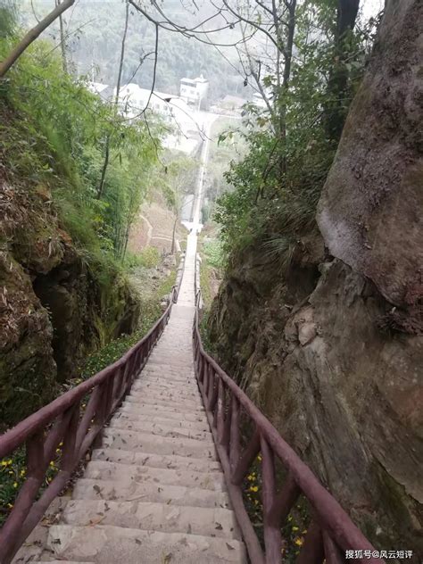 会当凌绝顶，一览众山小。 搜狐大视野 搜狐新闻