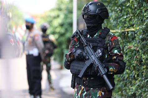 Foto BERITA FOTO Suasana Rekonstruksi Pembunuhan Brigadir J Halaman 8