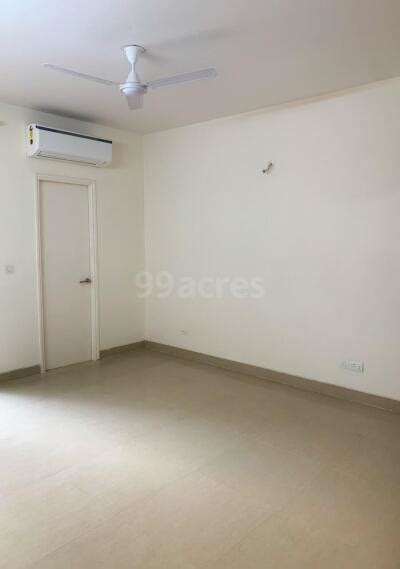 4 BHK Bedroom Apartment Flat For Rent In Emaar MGF Emerald Floors