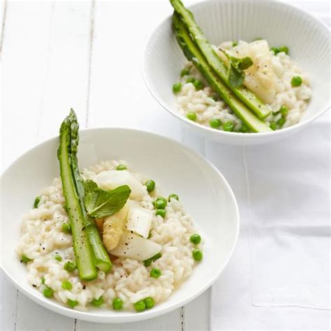 Spargel Risotto Mit Erbsen Und Minze Rezept Essen Und Trinken