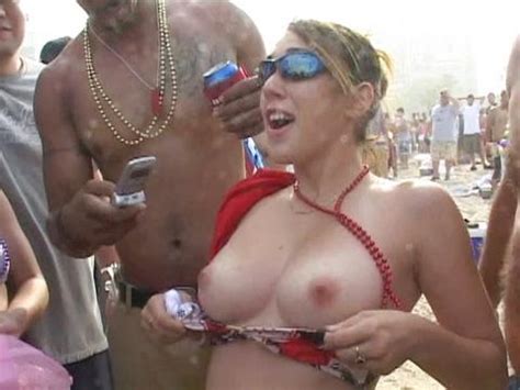 The Summer Sun Makes A Lot Of Horny Amateurs Flash Their Boobs On The Beach Wayne Enterprises
