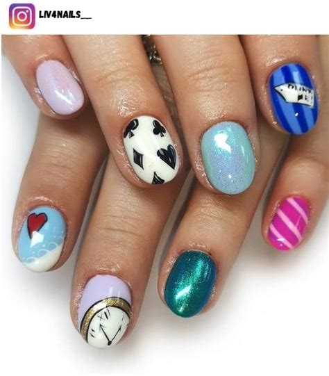 Alice In Wonderland Nail Art Designs Nerd About Town