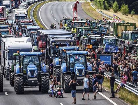 Protesta Degli Agricoltori Oggi Il Presidio Al Casello Autostradale Di